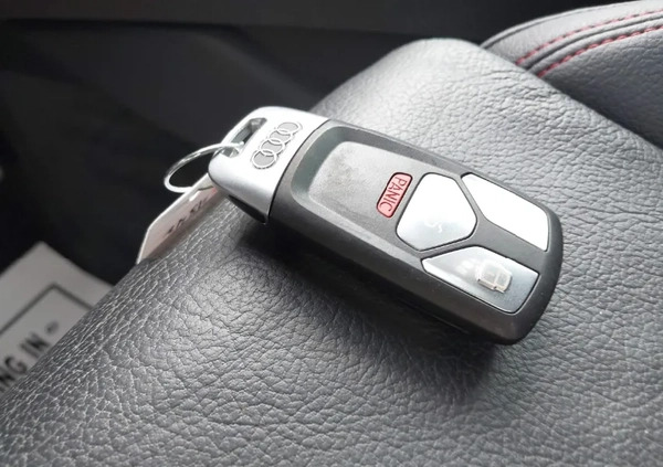 Audi A4 cena 41900 przebieg: 49620, rok produkcji 2017 z Wojkowice małe 92